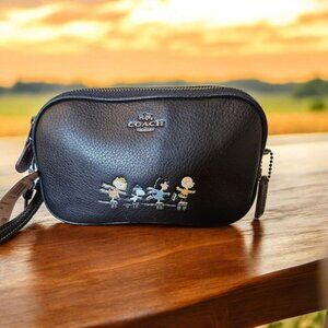 Coach x Peanuts Snoopy Ice Skating Crossbody 77171 Black Leather NWT Limited